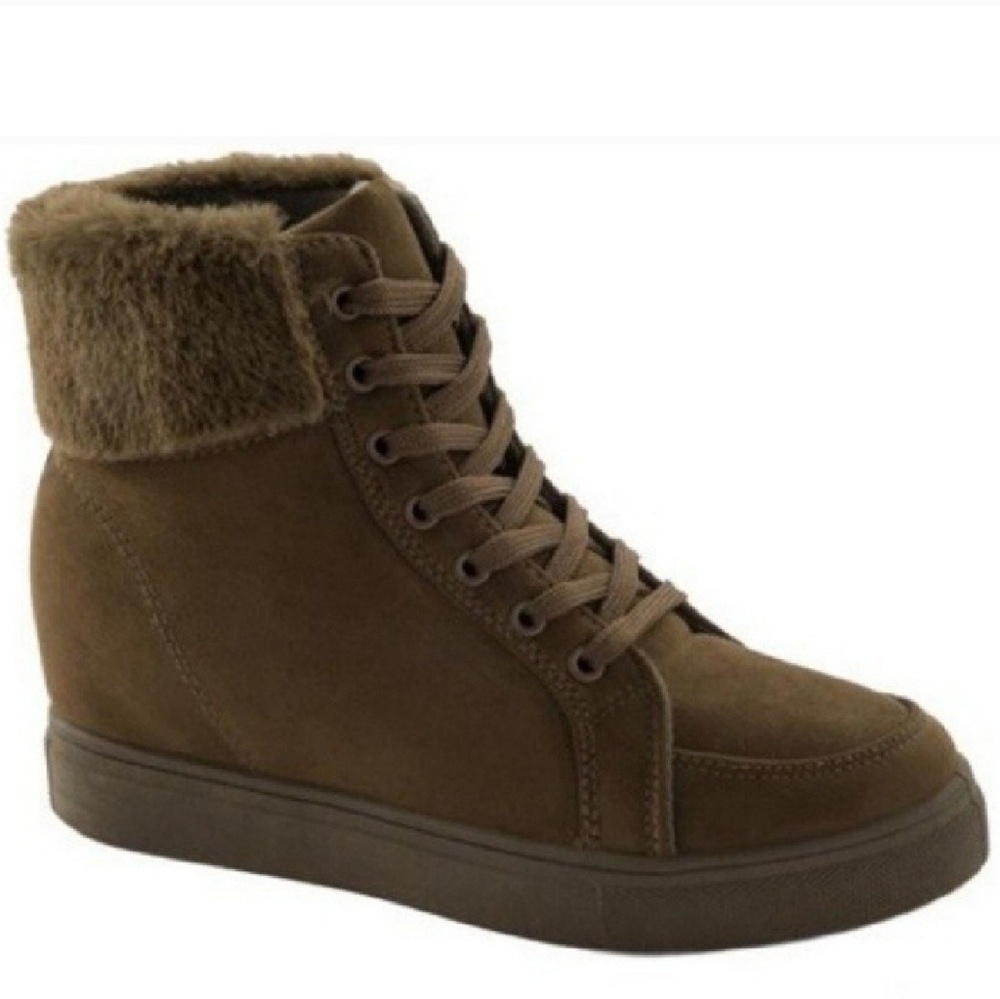 Lace-up Fur Boots